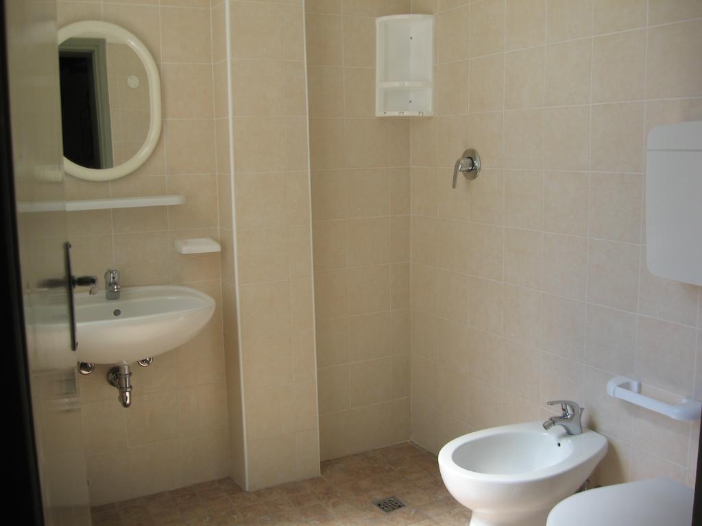 Hotel Eleonora Rimini Zimmer foto